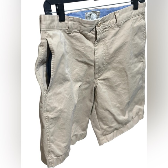 L.L. Bean Men's Tan Shorts Size 32W - Picture 9 of 13